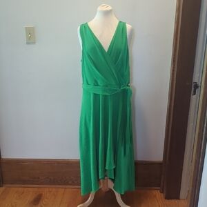 Elegant Green Wrap Dress